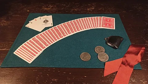 Mamma-Jowi Travel Mat – Handcrafted Elegance for Close-Up Magic